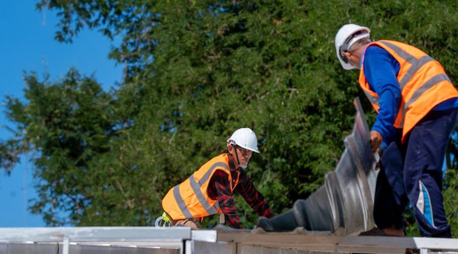 Professional new roof installation services in Niobrara, NE
